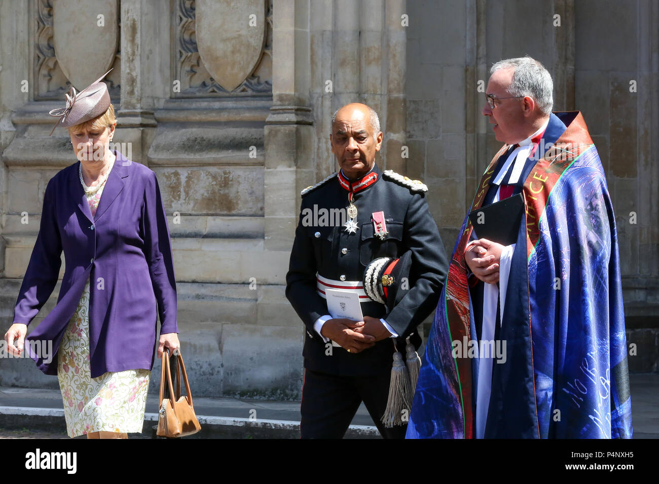 Londra, Regno Unito. Il 22 giugno 2018. Lord Luogotenente lascia l Abbazia di Westminster dopo aver partecipato a un servizio di ringraziamento in occasione del settantesimo anniversario dello sbarco del Impero Windrush MV il 22 giugno 1948 a Tilbury Docks con 492 passeggeri dei Caraibi. Credito: Dinendra Haria/Alamy Live News Foto Stock