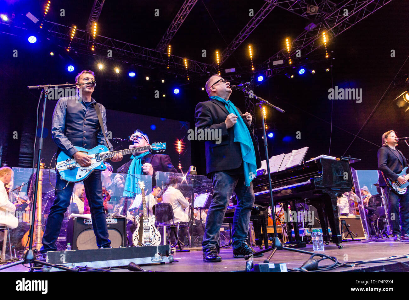 Kiel, Germania. Il 22 giugno, 2018. Rock incontra il Classic Open Air 2018 Con Caroline comune e Heinz Rudolf Kunze durante la Kieler Woche 2018 © Björn Deutschmann/Alamy Live News Foto Stock