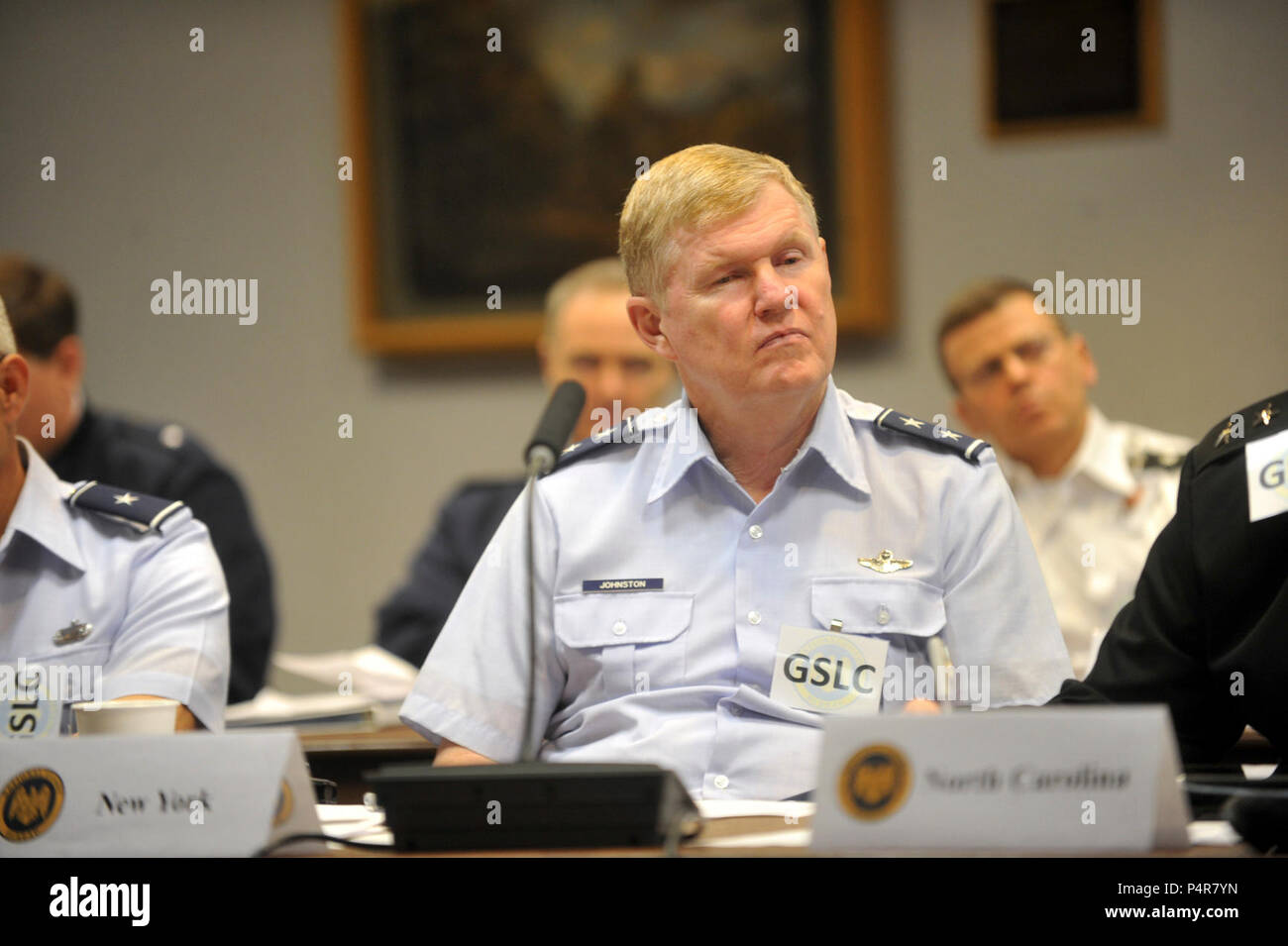 Air Force Il Mag. Gen. Verle Johnston, Vice aiutante generale-aria per New York La Guardia Nazionale, presso la Guardia Nazionale Senior leader conferenza presso l'esercito Guardia Nazionale Centro prontezza ad Arlington Hall Station in Arlington, Virginia, su nov. 16, 2012. (Esercito Guardia Nazionale Foto Stock