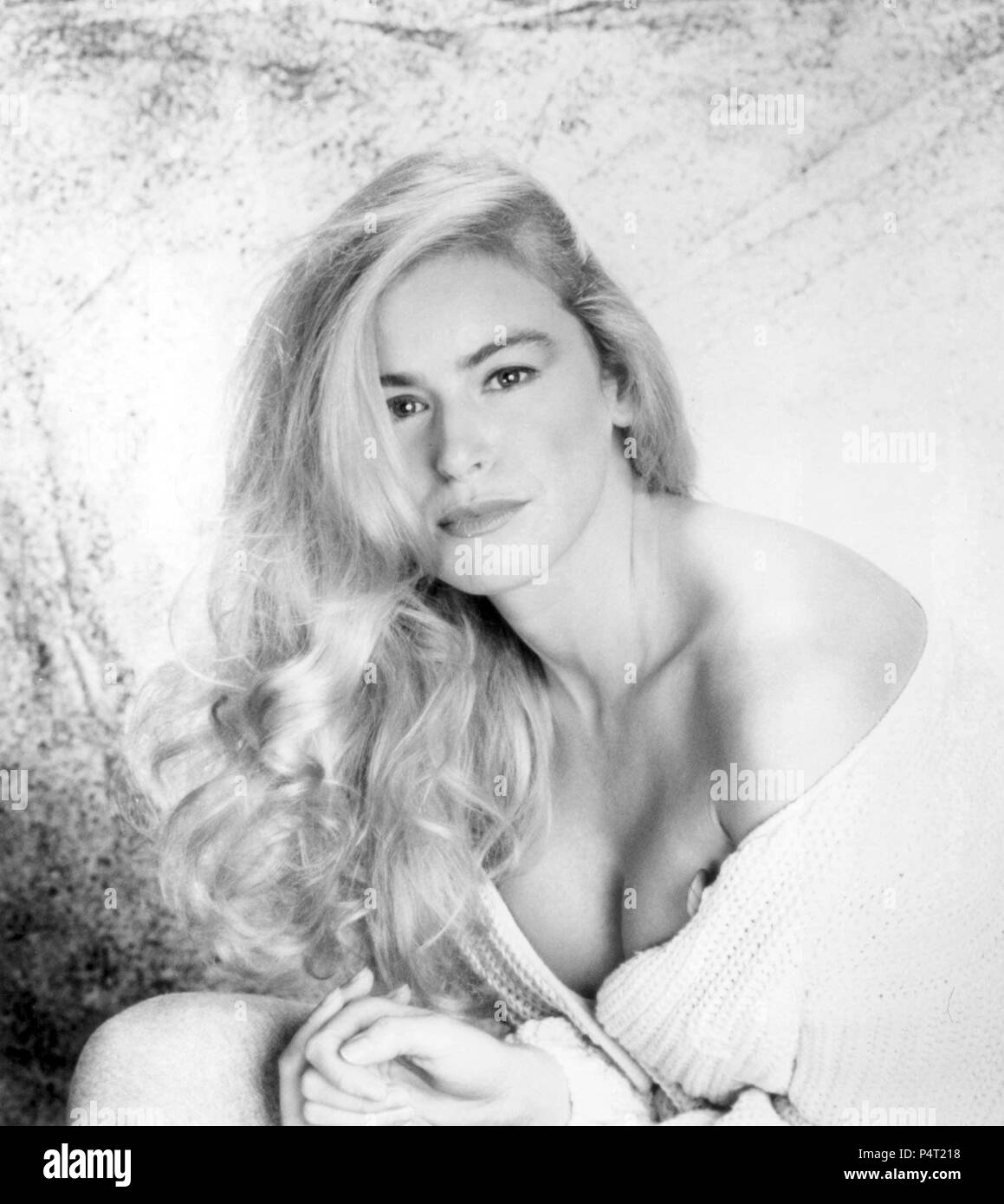 Pellicola originale titolo: doppio impatto. Titolo inglese: doppio impatto. Regista: SHELDON LETTICH. Anno: 1991. Stelle: ALONNA Shaw. Credito: pietra foto di gruppo/COLUMBIA TRI-STAR / Album Foto Stock