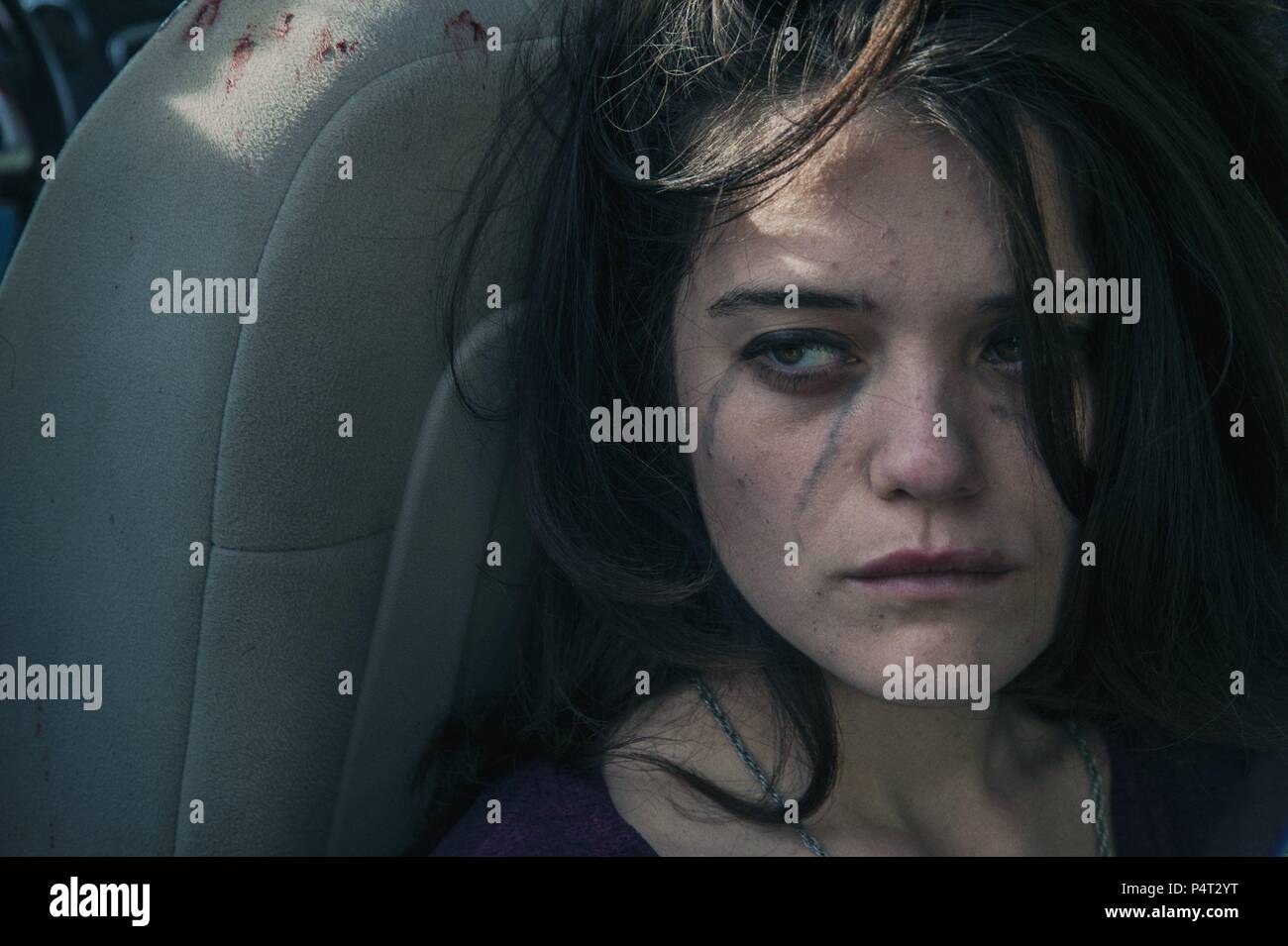 Pellicola originale titolo: LA FIDUCIA. Titolo italiano: la fiducia. Regista: ALEX BREWER; Benjamin birraio. Anno: 2016. Stelle: SKY FERREIRA. Credito: HIGHLAND FILM GROUP/HASSELL LIBERA PROD/GENIALE MEDIA/SABAN / Album Foto Stock