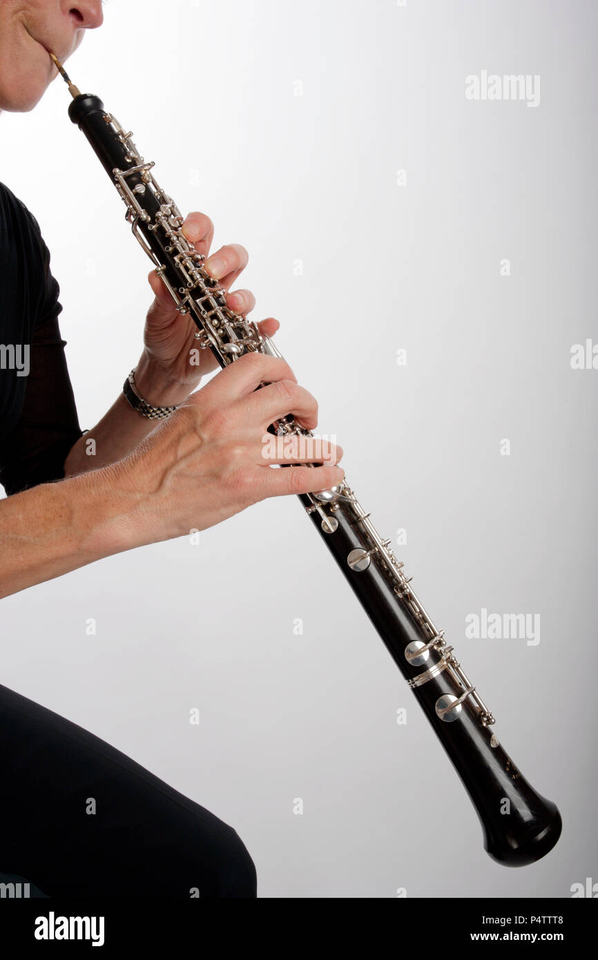 Oboe, oboista, riproduzione di posizione, strumento Foto stock - Alamy