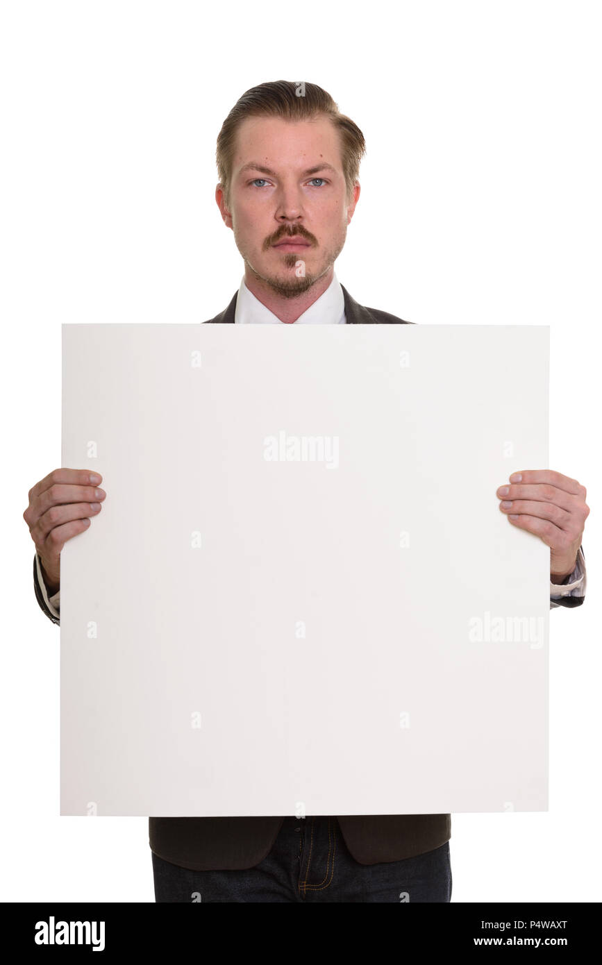 Ritratto di uomo isolato contro uno sfondo bianco Foto Stock
