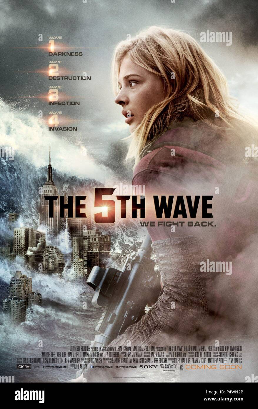 Pellicola originale titolo: Il 5TH WAVE. Titolo inglese: il 5TH WAVE. Regista: J BLAKESON. Anno: 2016. Stelle: CHLOE GRACE MORETZ. Credito: Columbia Pictures/GK FILMS/LSTAR CAPITAL/vivere film/MATERI / Album Foto Stock