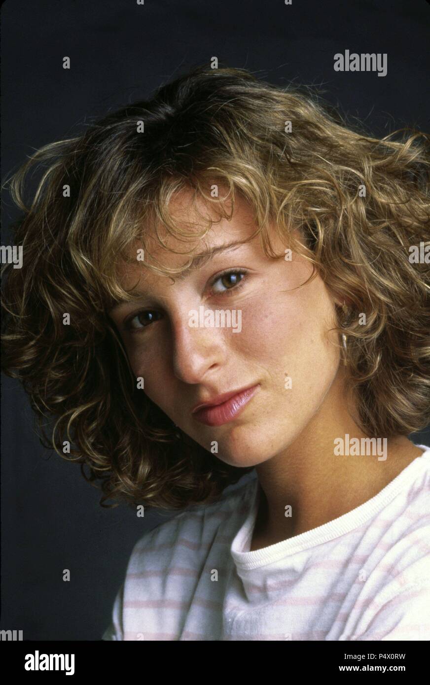 Pellicola originale titolo: ALBA ROSSA. Titolo inglese: ALBA ROSSA. Regista: JOHN MILIUS. Anno: 1984. Stelle: Jennifer Grey. Credito: M.G.M/Regno Artista / Album Foto Stock