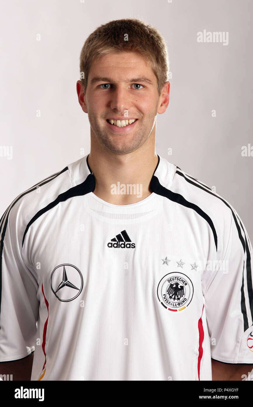 DŸsseldorf, Germania, 31.01.2006: foto del team e dei singoli ritratti squadra nazionale di calcio tedesca per la Coppa del Mondo FIFA 2006 Germania --- Thomas HITZLSPERGER Foto Stock