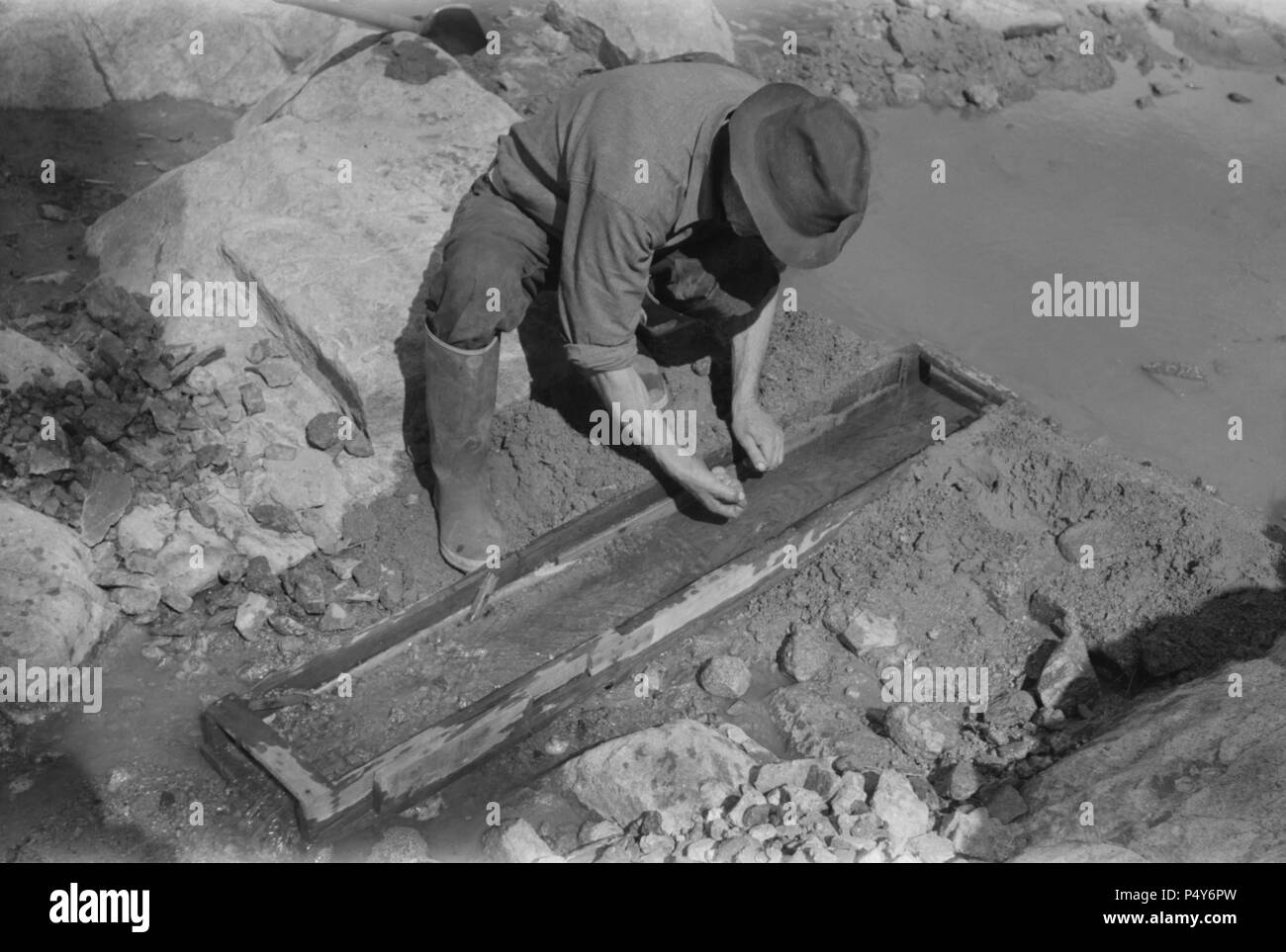 Prospector lavoro scatola chiusa, Pinos Altos, Nuovo Messico, USA, Russell Lee, Farm Security Administration, Maggio 1940 Foto Stock