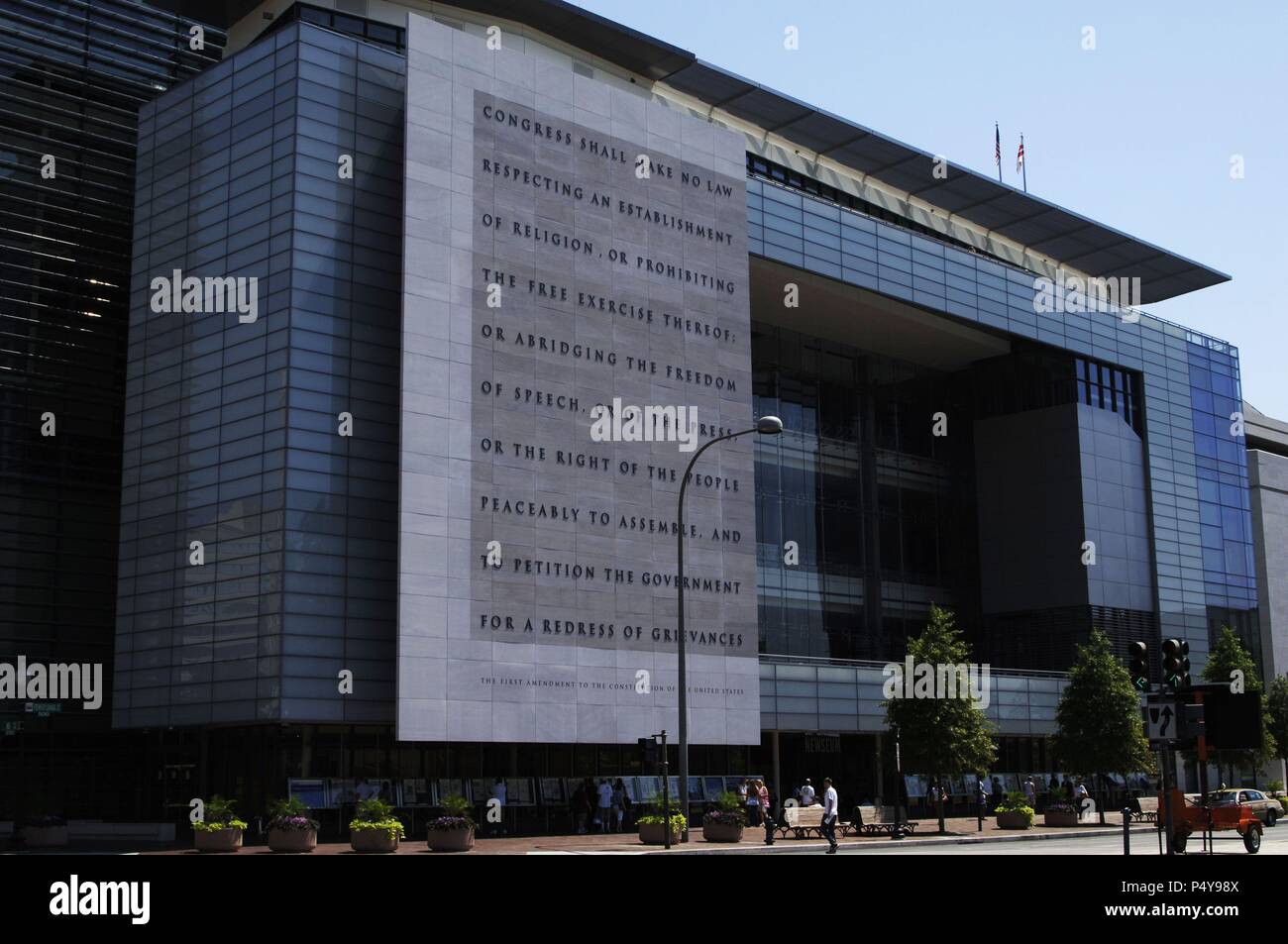 Newseum. Museo di giornalismo. Esterno. Washington D.C. Stati Uniti. Foto Stock