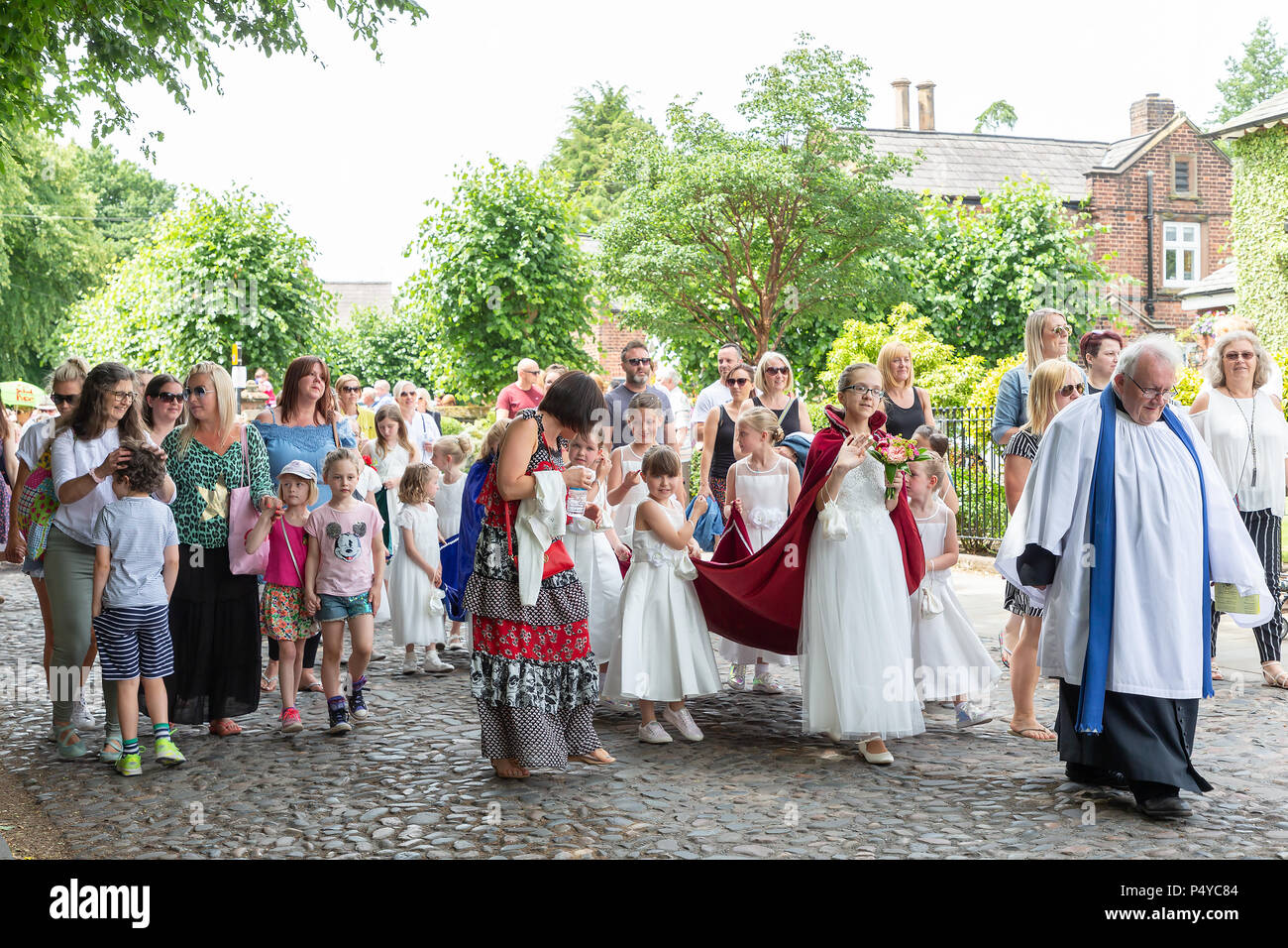 Cheshire, Regno Unito. Il 23 giugno 2018. 23 Giugno 2018 - Il tempo era caldo e soleggiato per Grappenhall camminare giorno, Cheshire, Inghilterra, UK Credit: John Hopkins/Alamy Live News Foto Stock