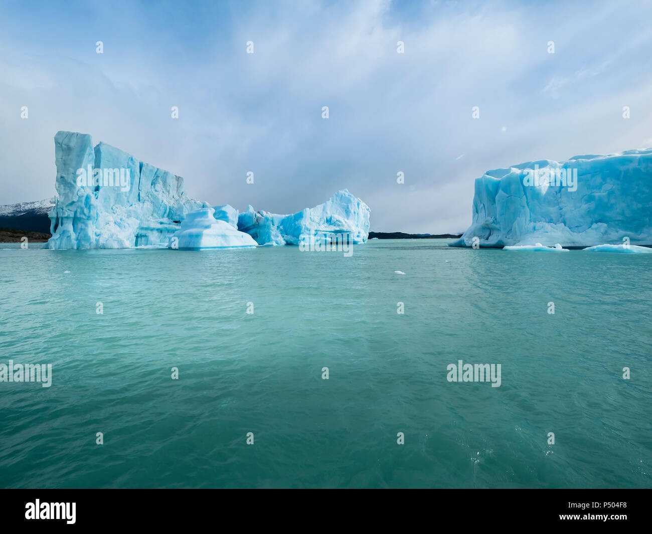 Argentina, Patagonia, El Calafate, Puerto Bandera, Lago Argentino, Parque Nacional Los Glaciares, Estancia Cristina, ghiacciaio Spegazzini, iceberg Foto Stock