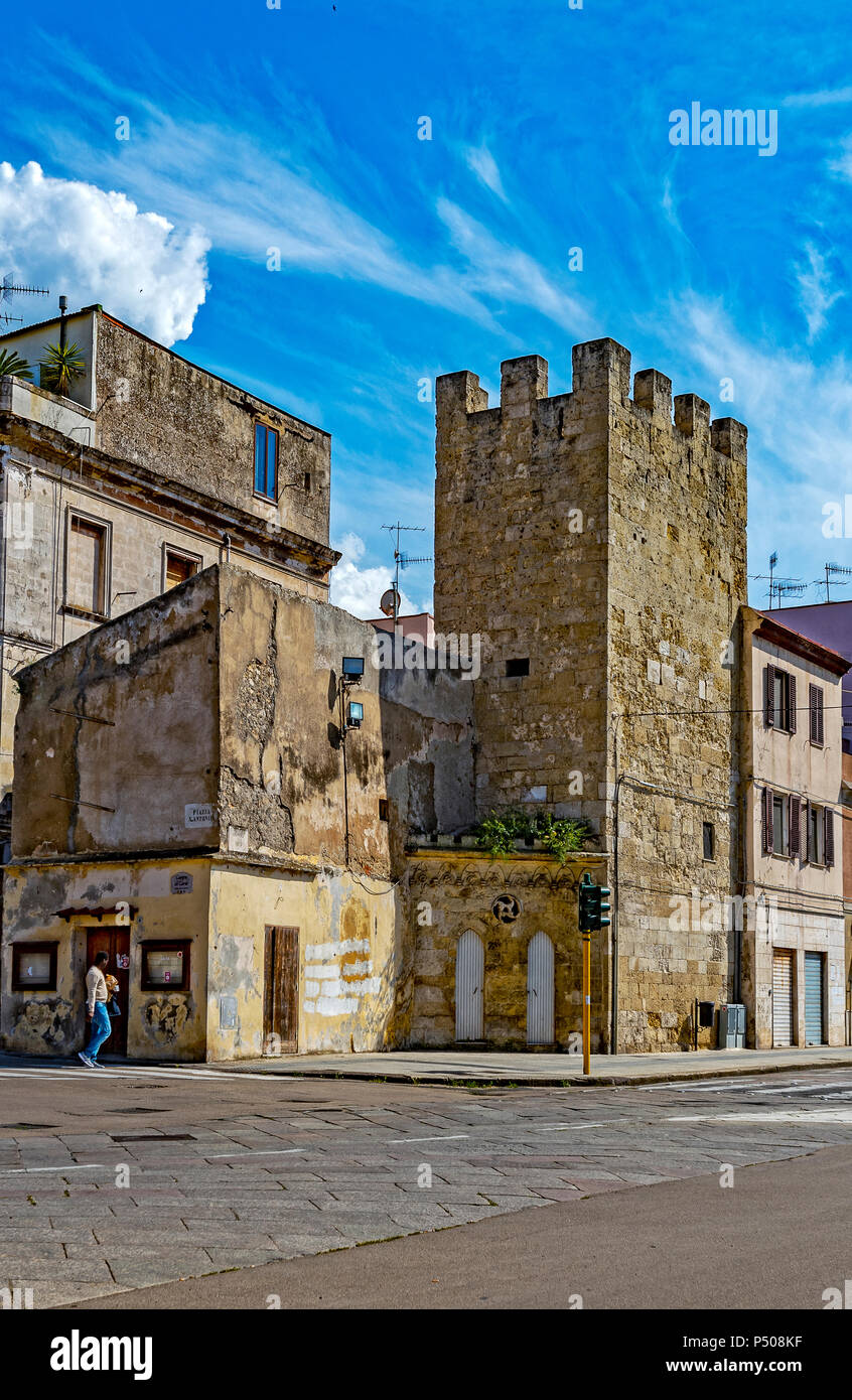 Italia Sardegna Sassari antiche mura in corso F.A. Vico Foto Stock