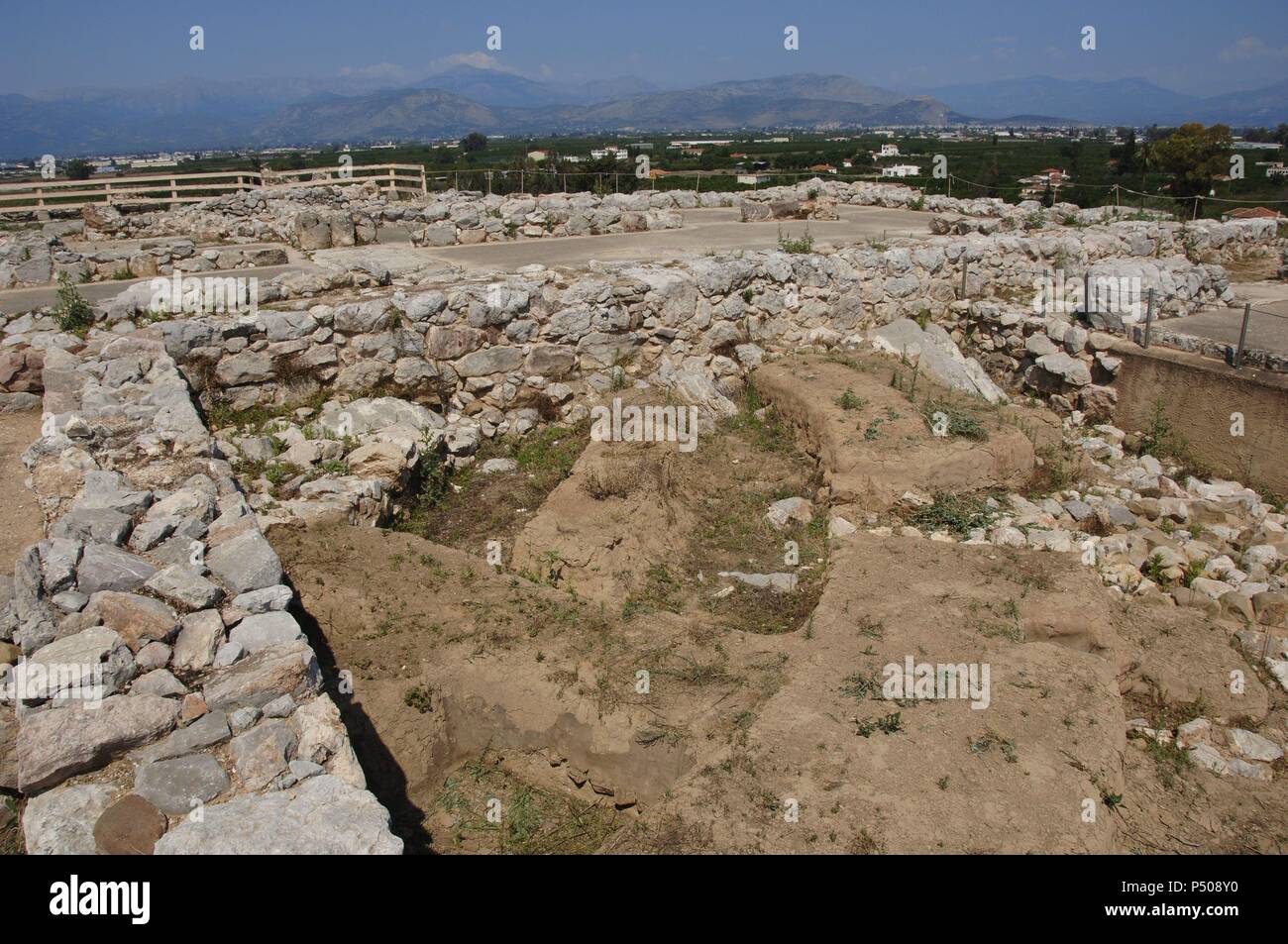 La Grecia. Tirinto. Città micenea (III millennio a.C.). Terrazza superiore. Peloponneso. Foto Stock