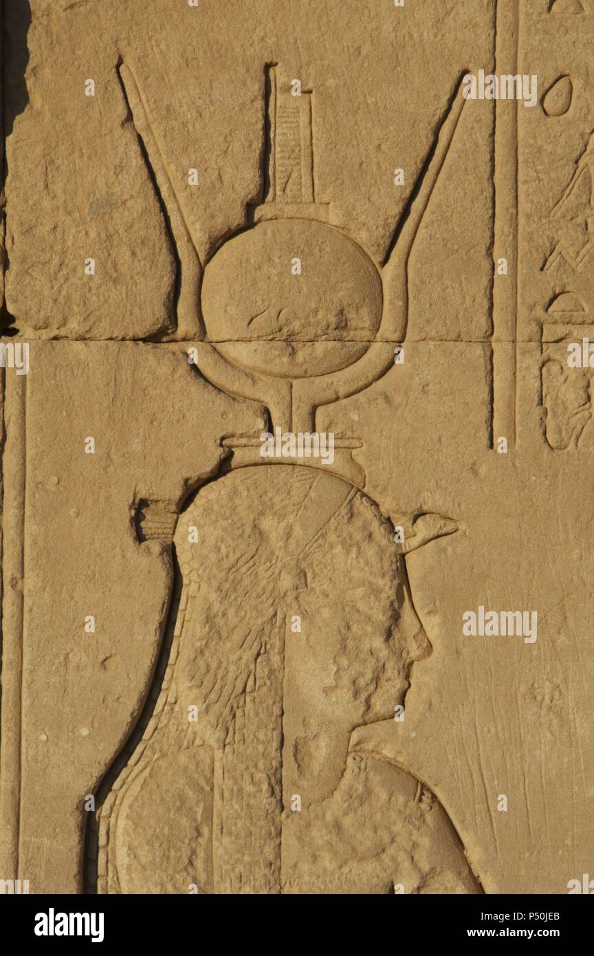 Arte Egizia Dendera. Tempio di Hathor. Dea Hathor. Ritratto. Sollievo. Foto Stock