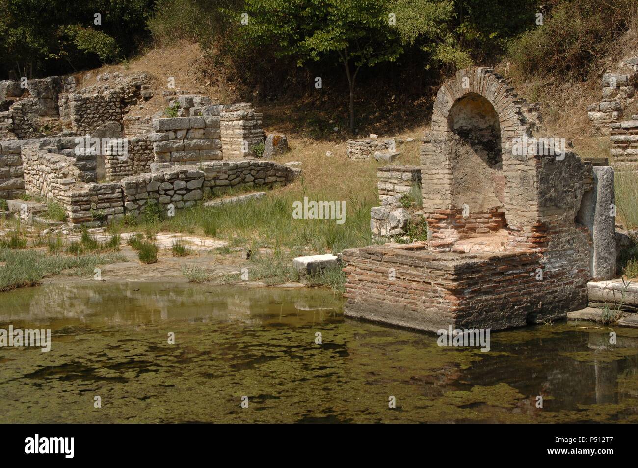L'Albania. Butrinto. Tempio di Asclepio, costruito nel III secolo A.C. e ricostruito nel II secolo A.C. Foto Stock