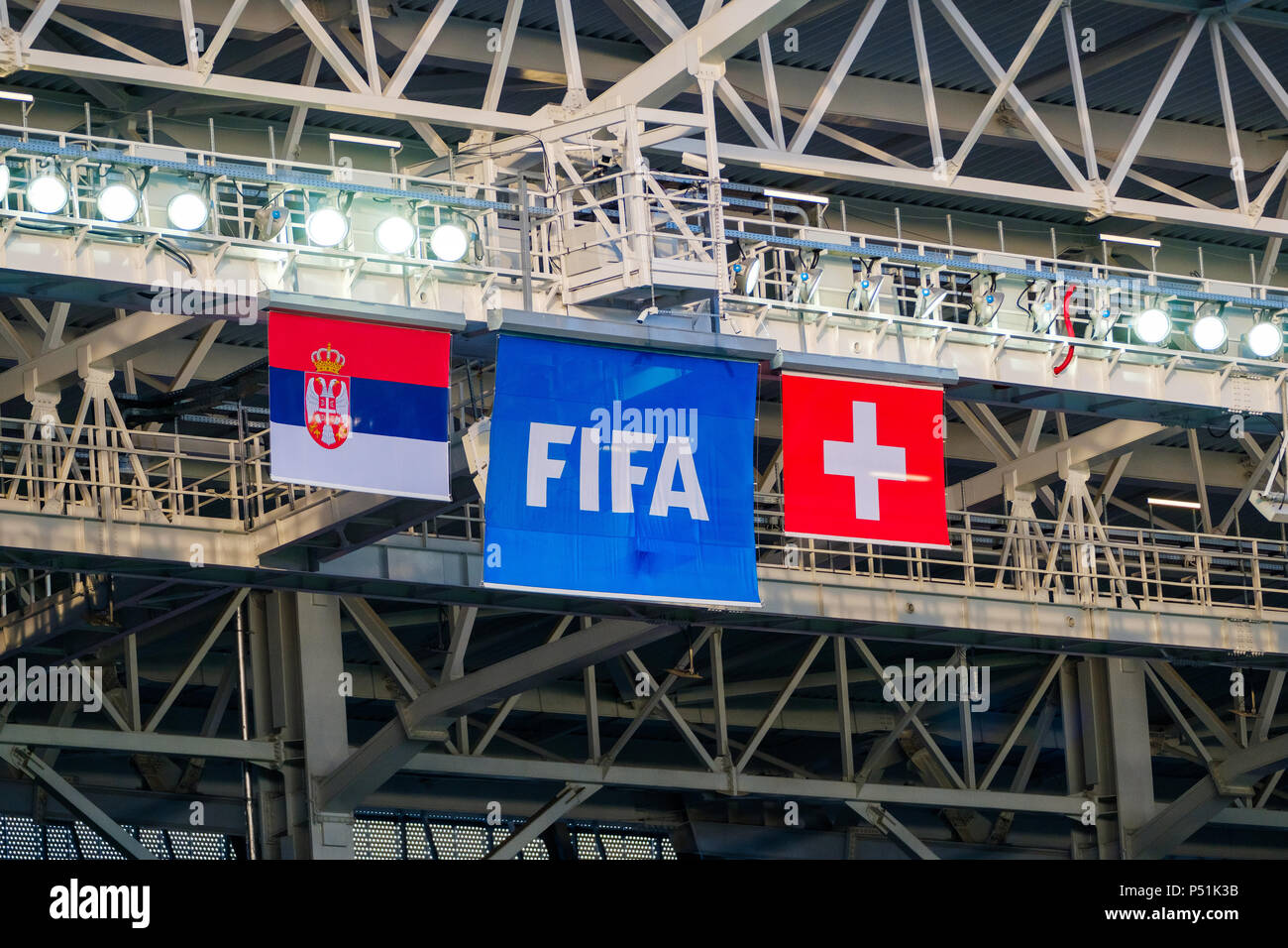 FIFA banner del logo presso lo stadio sul match tra Serbia e Svizzera Foto Stock