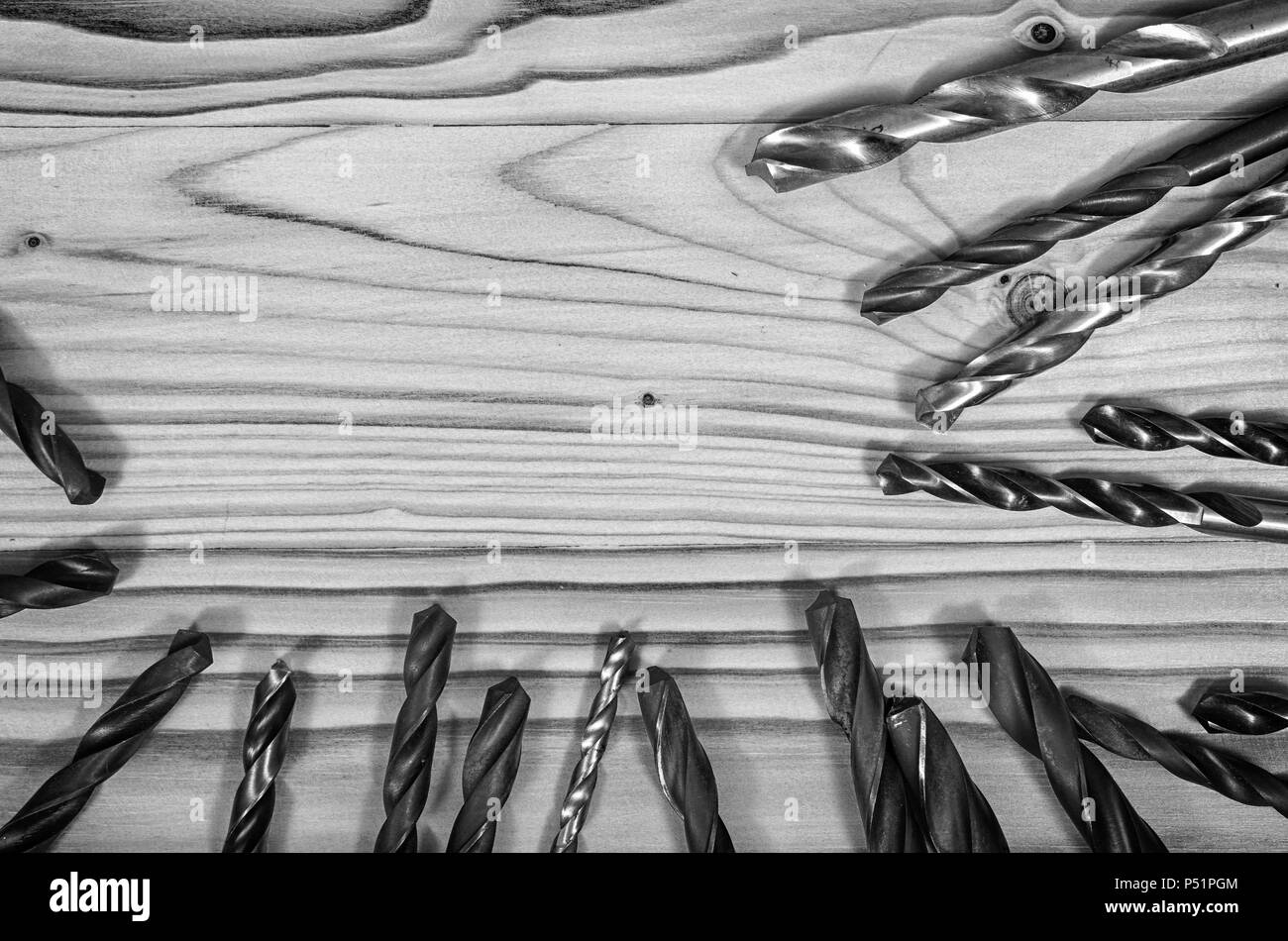 Esercitazioni su una tavola di legno in bianco e nero. Foto Stock