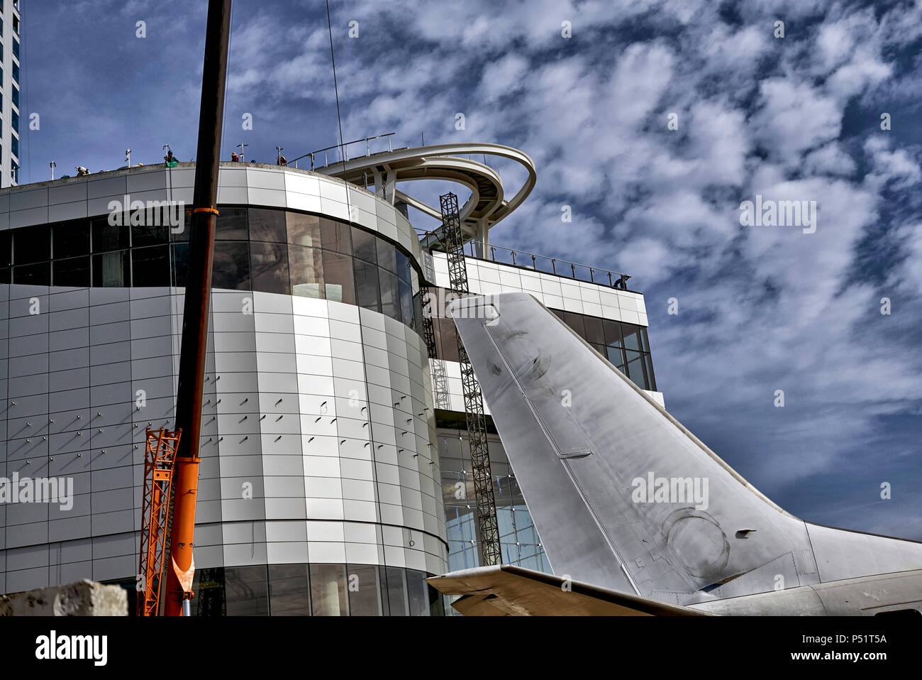 Thailandia sito in costruzione. Edificio tailandese sito. Il nuovo sviluppo, shopping mall progetto. Il morsetto 21, Pattaya, sud-est asiatico. Foto Stock