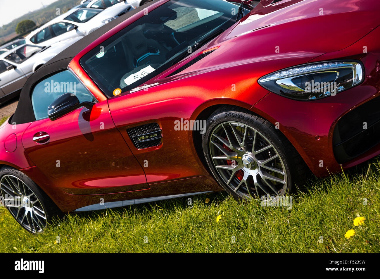 Una moderna Mercedes Benz AMG GTC auto sportiva Foto Stock