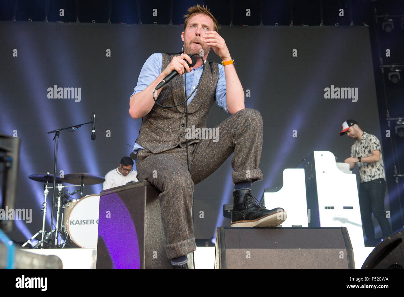 Edimburgo, Scozia, Regno Unito. Il 24 giugno 2018. Il Kaiser Chiefs, in concerto a sessioni d'estate, Dalkeith Country Park, Edimburgo, grande, UK. Il 24 giugno 2018. Credito: Stuart Westwood/Alamy Live News Foto Stock