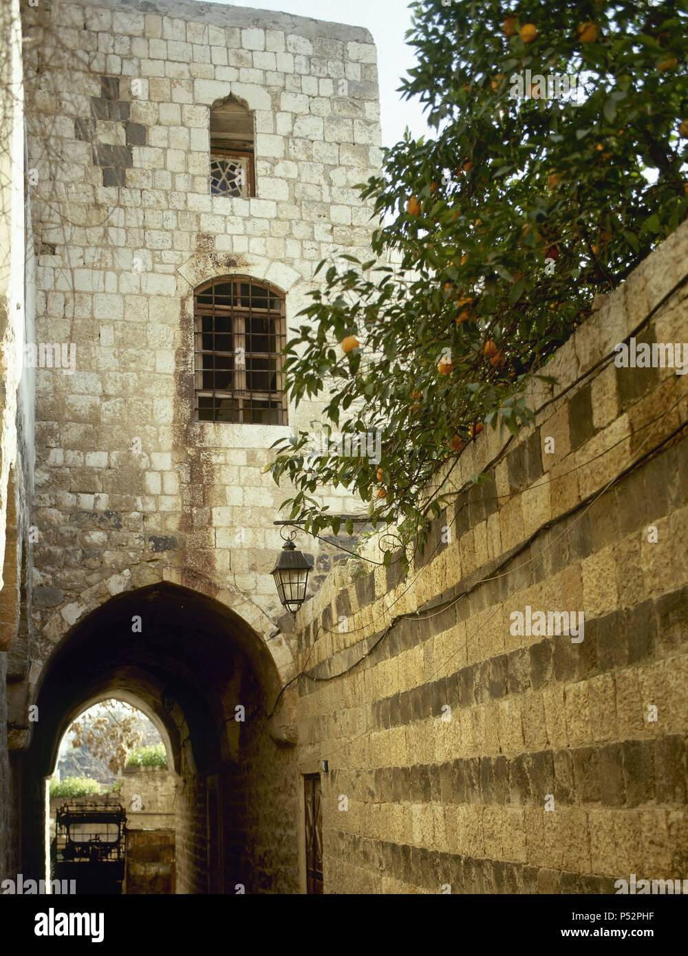 La Siria. Hama. La Azm Palace. Il XVIII secolo. Residenza dei sovrani Ottomano. Oggi l'edificio ospita il Museo della città. Foto Stock