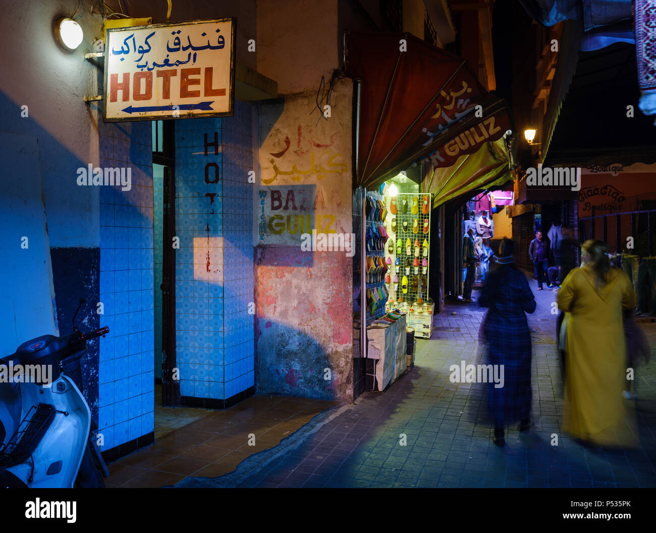 Appena pubblicato alcune nuove immagini da Casablanca sul mio blog (link su bio). Un sacco di vagabondaggio, luogo eccellente, mi piace questa foto fatta nella Medina a nig Foto Stock