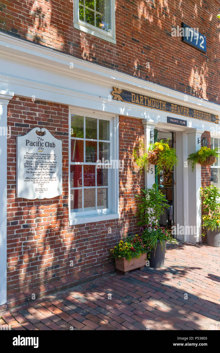 Lo storico Club del Pacifico, sulla strada principale, in Nantucket, Massachusetts. Foto Stock