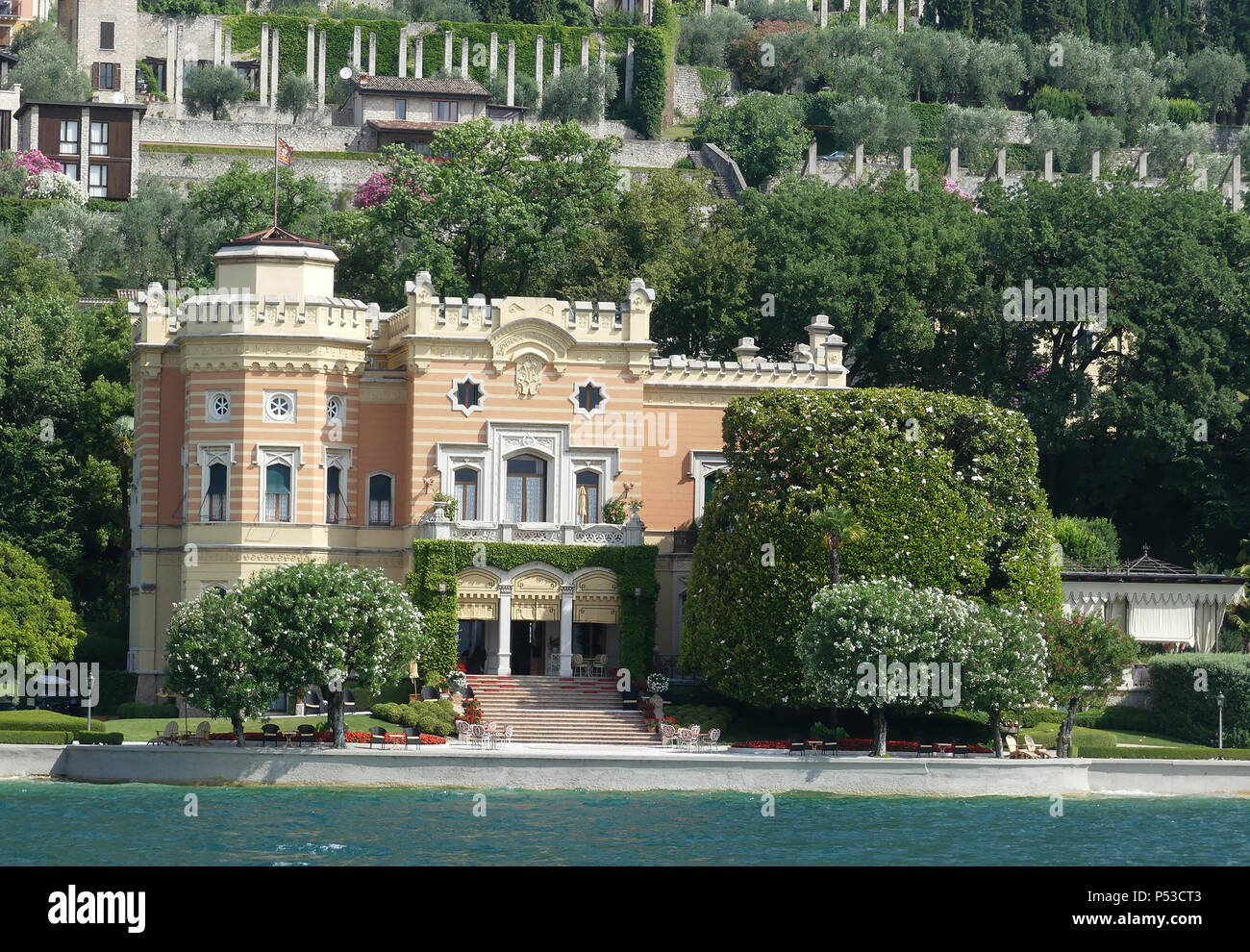 GRAND HOTEL LA FELTRINELLI sulla sponda occidentale del Lago di Garda, nord Italia. Foto: Tony Gale Foto Stock