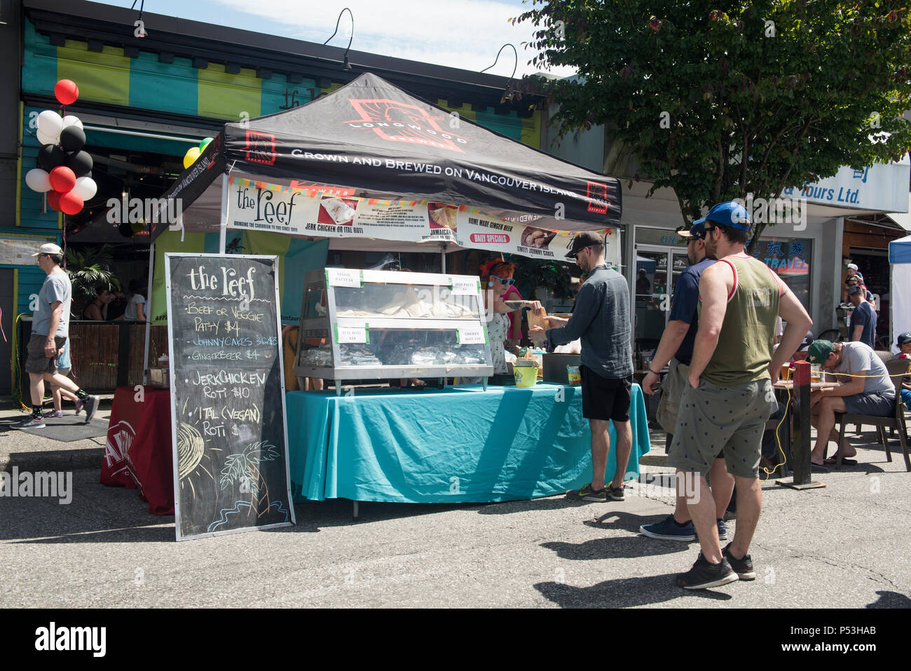Cibo tenda impostato per un evento esterno, città di Vancouver Foto Stock
