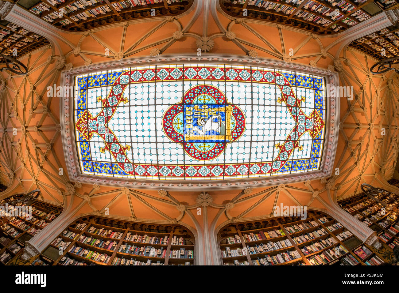 Famoso Lello Bookshop, interieur, soffitto, Porto Portogallo Foto Stock