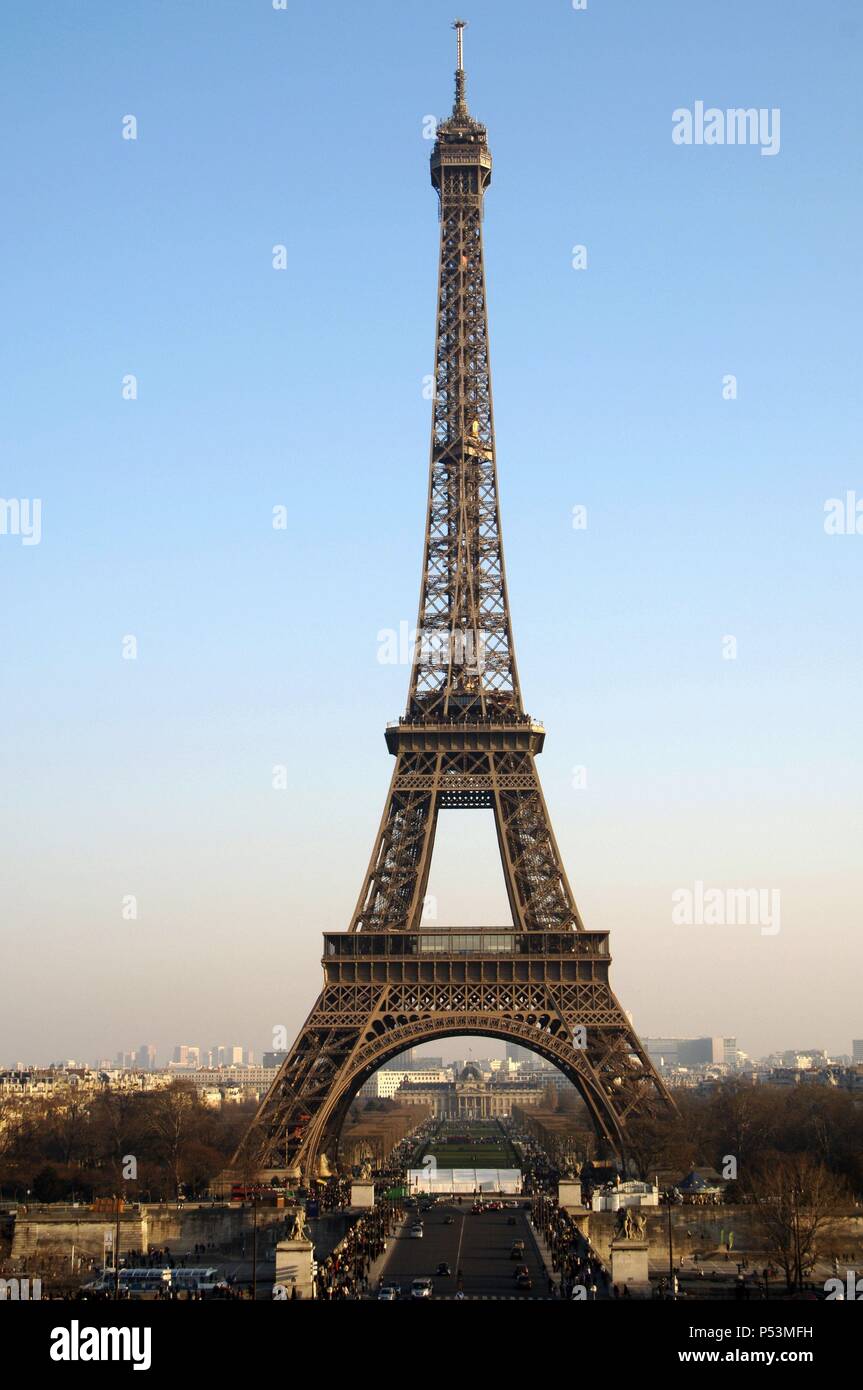 La Francia. Parigi. Torre Eiffel da Gustave Eiffel (1832-1923). Torre di ferro. Foto Stock