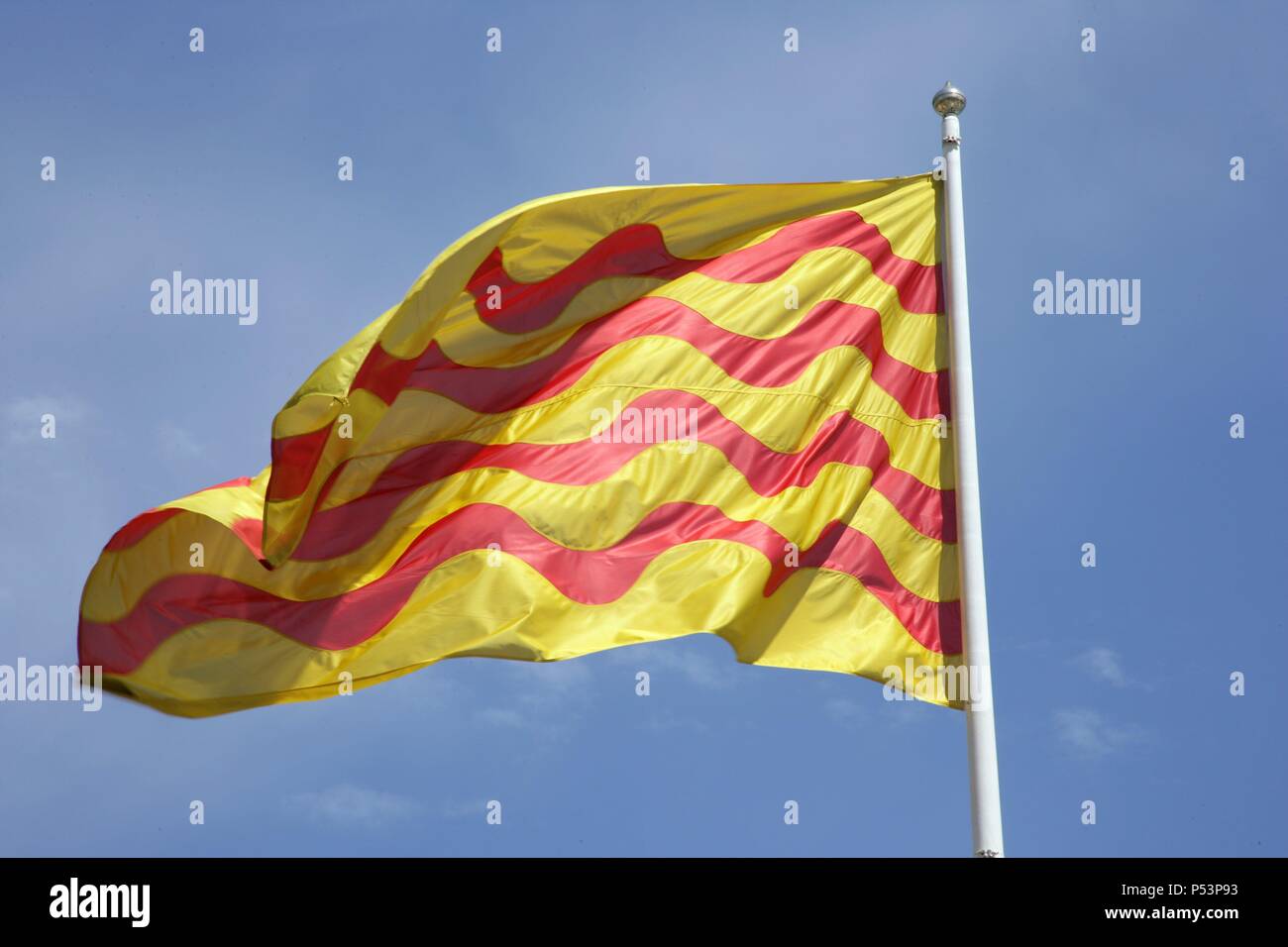 Tarragona città della bandiera sventola. La Catalogna. Spagna. Foto Stock