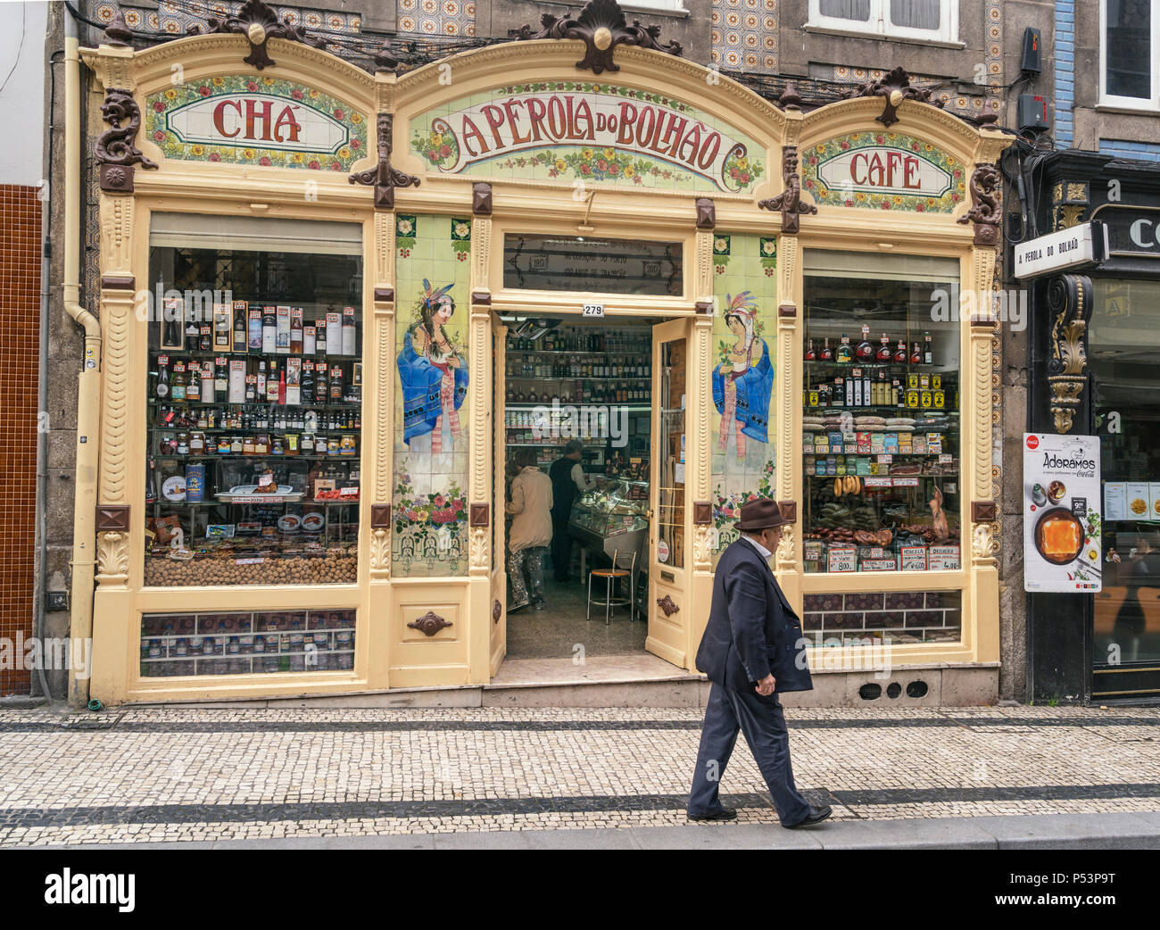 Una Perola do Bolhao drogheria, Art Nouveau negozio di fronte porto , Portogallo Foto Stock