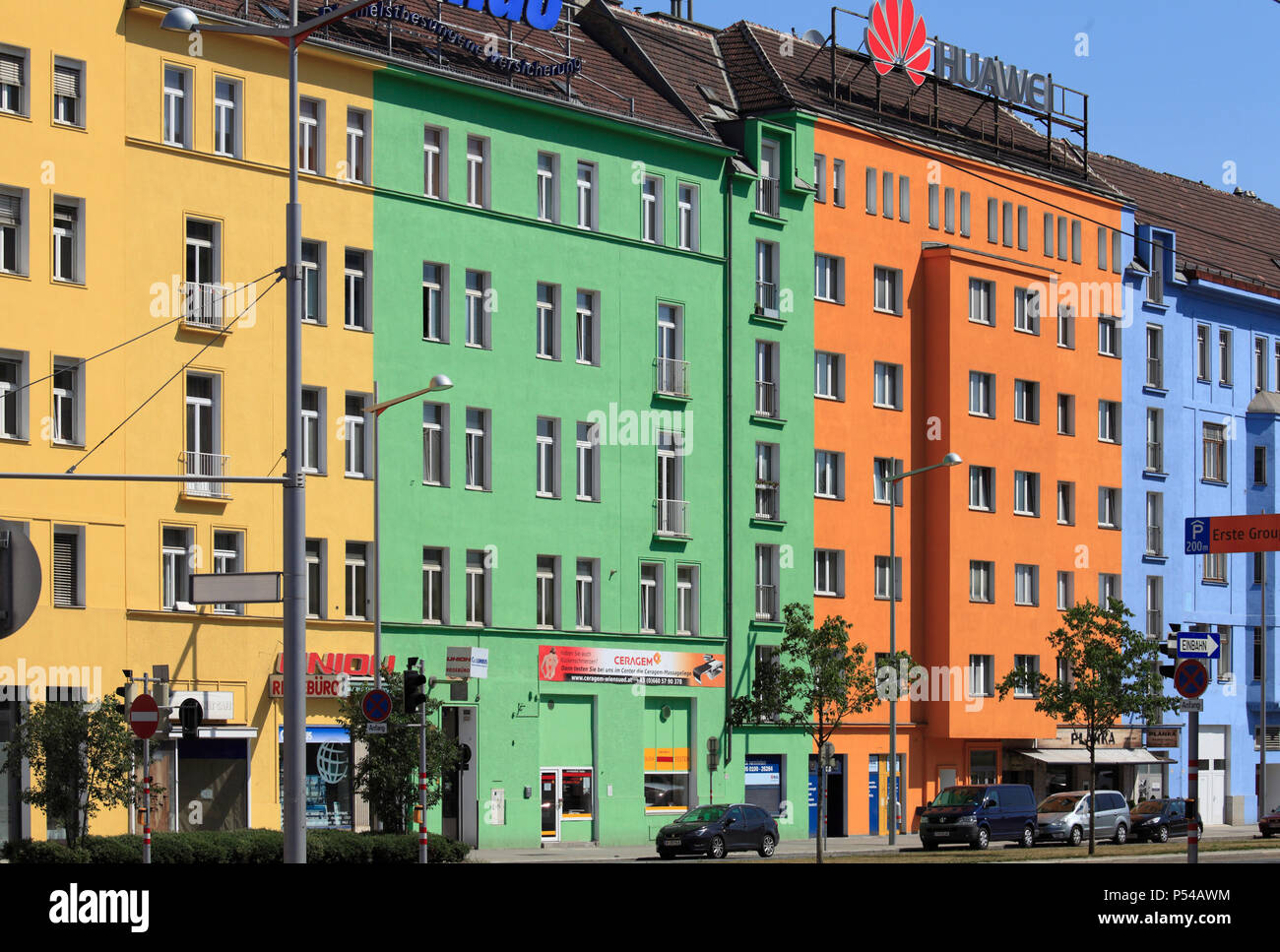 Austria, Vienna, Wiedner GŸrtel, gli edifici colorati, Foto Stock