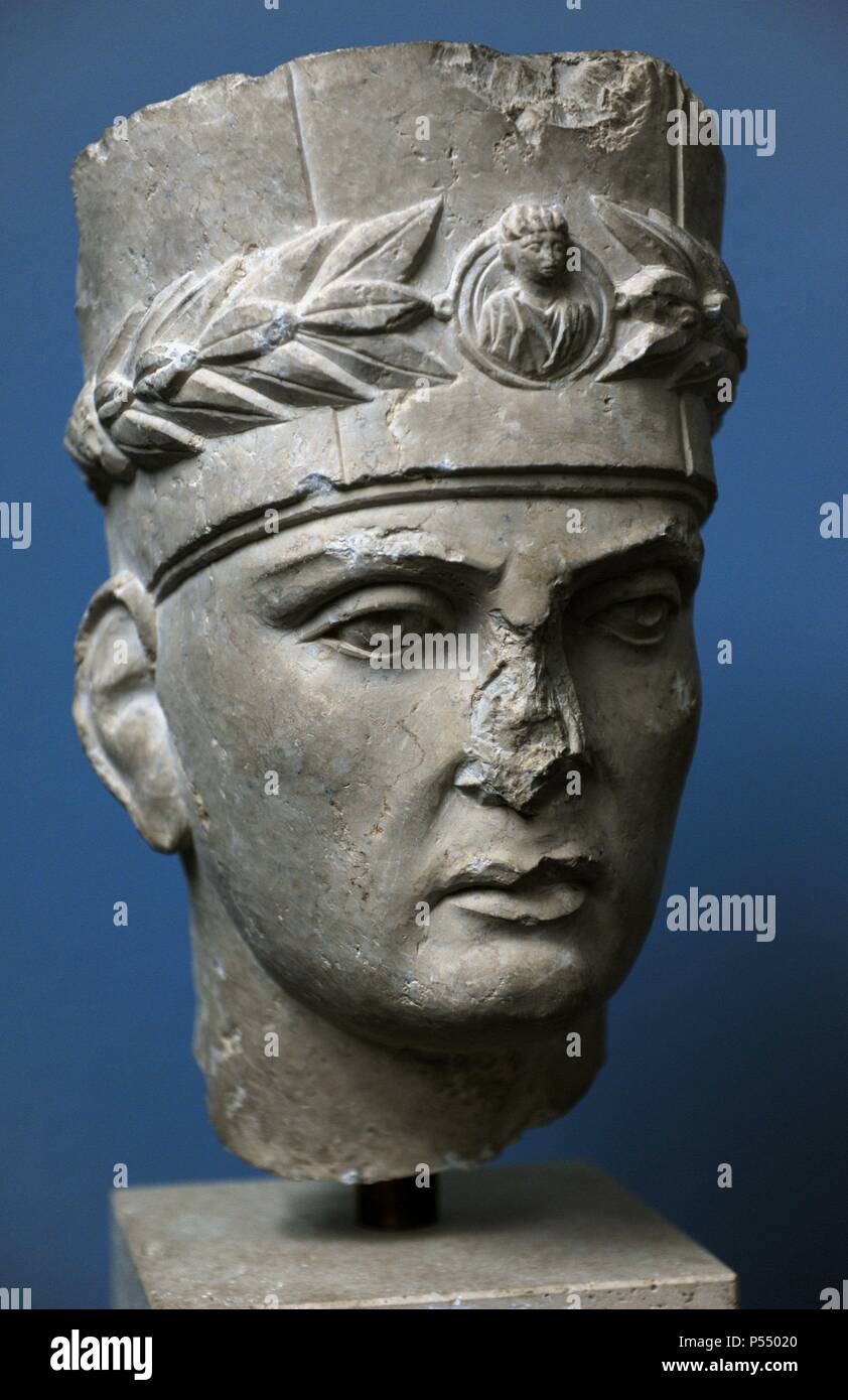 Un sacerdote Palmyrene. C. 190-210 A.C. Calcare. La Carlsberg Glyptotek museo. Copenhagen. La Danimarca. Foto Stock