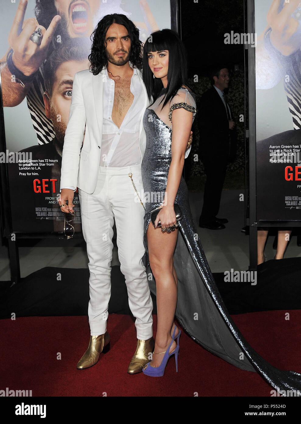 Russell Brand   Katy Perry  36 - Ottenere lui al Greco Premiere al Greek Theatre di Los Angeles.Russell Brand   Katy Perry  36 evento nella vita di Hollywood - California, tappeto rosso Evento, STATI UNITI D'AMERICA, industria cinematografica, celebrità, fotografia, Bestof, arte cultura e intrattenimento, celebrità moda, migliori della vita di Hollywood, evento nella vita di Hollywood - California, moquette rossa e dietro le quinte, musica celebrità, Topix, coppia, famiglia ( marito e moglie ) e i bambini- figli, fratelli e sorelle inchiesta tsuni@Gamma-USA.com, Credito Tsuni / USA, 2010 Foto Stock