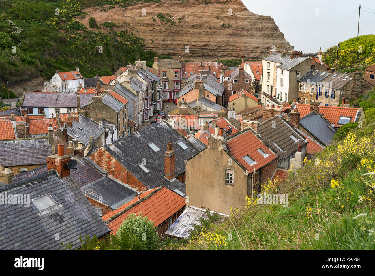 Il pittoresco villaggio di Staithes, North Yorkshire, Inghilterra. Foto Stock