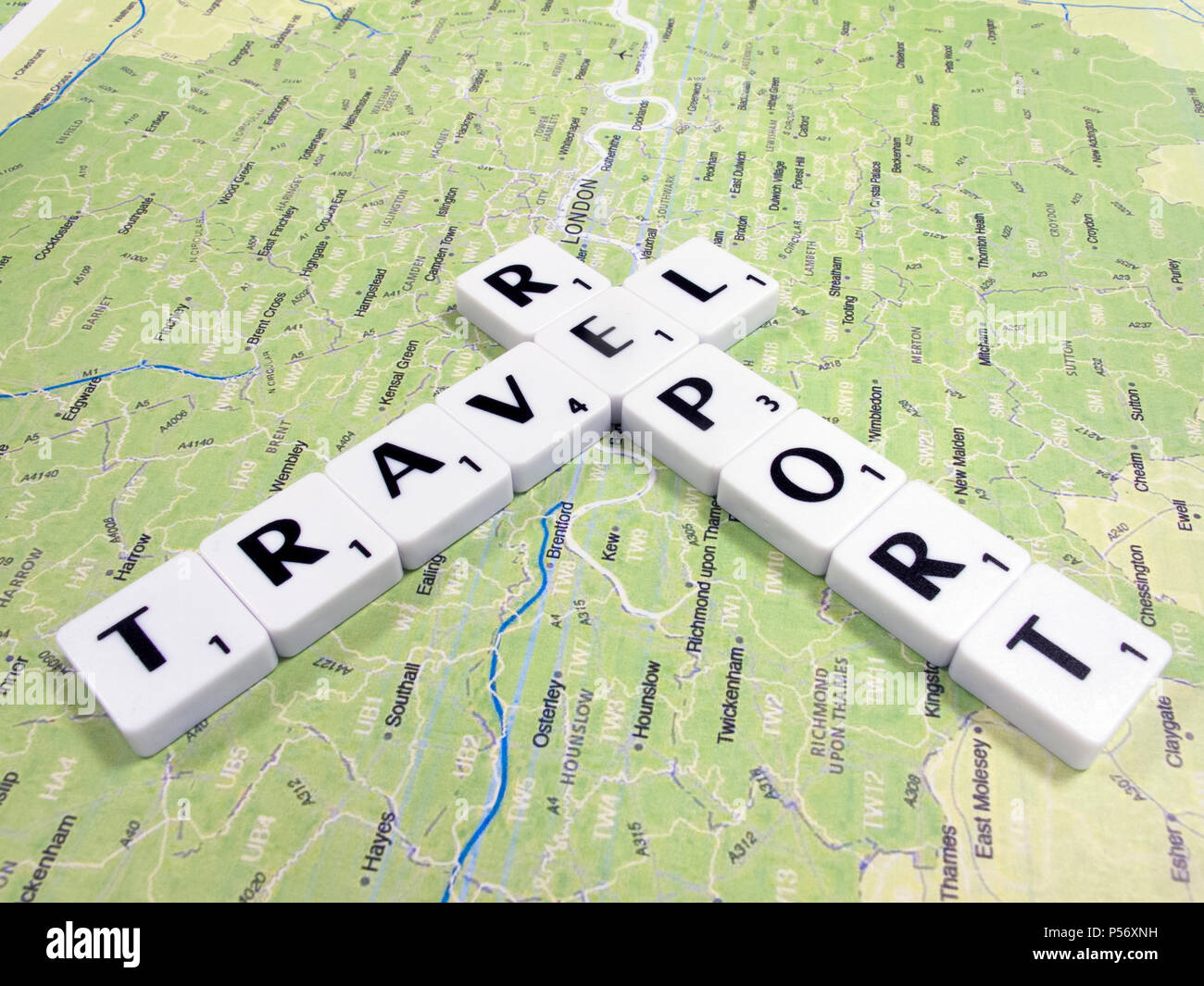 Rappresentazione dei report di viaggio a Londra, strade rampa e i servizi di metropolitana Foto Stock