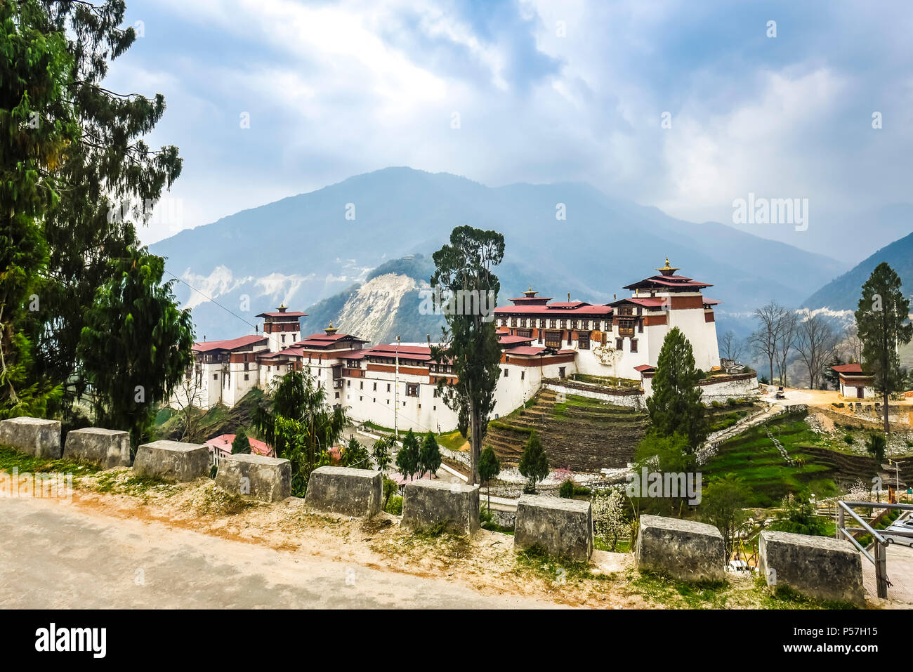 Più grande monastero fortezza, Trongsa Dzong, Trongsa, regione Himalayana, Bhutan Foto Stock