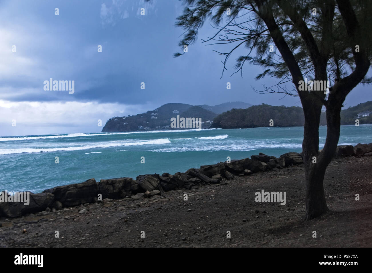 Heavy Surf in St Lucia Foto Stock