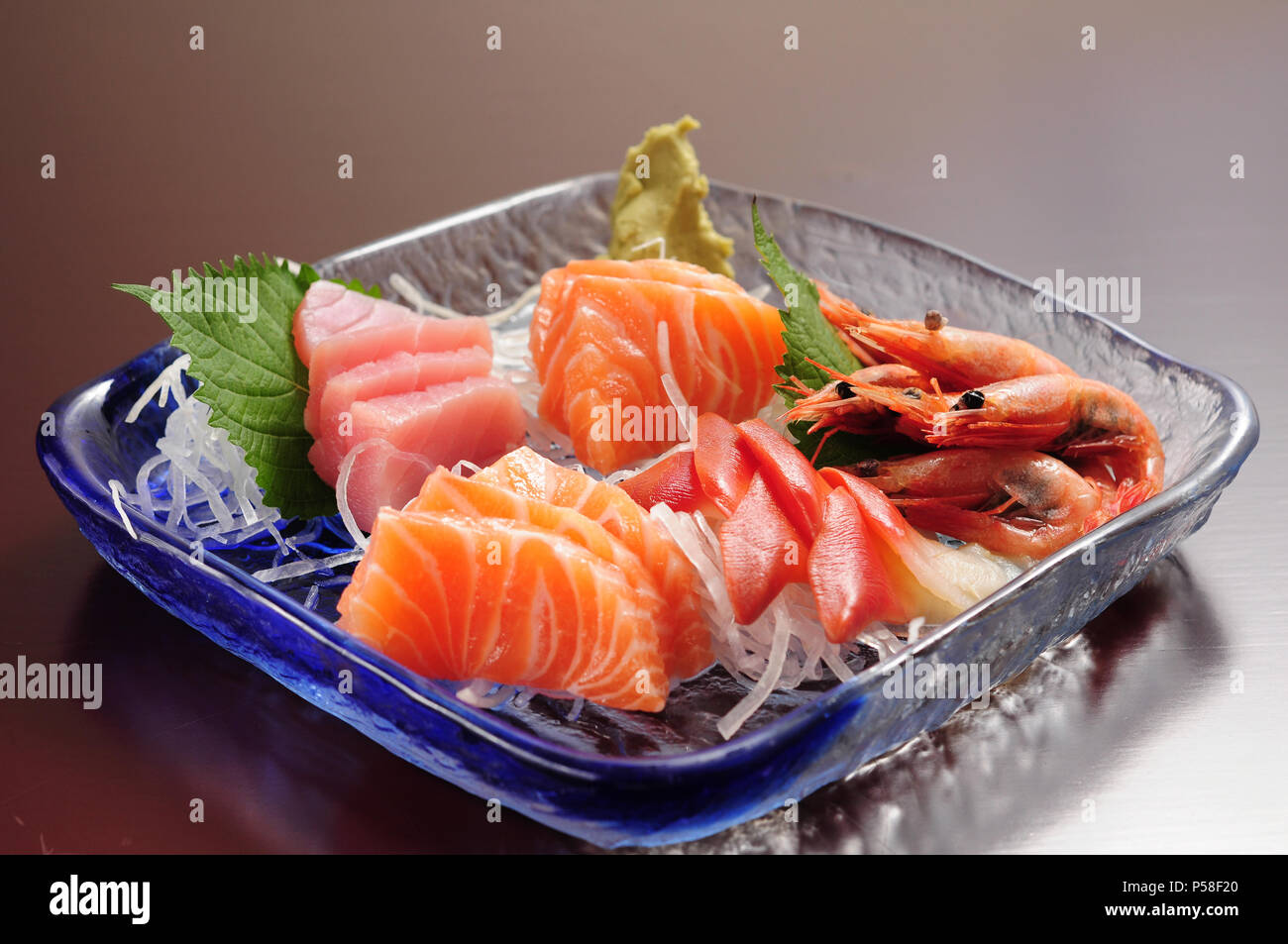 Sashimi assortiti piatti freddi Foto Stock