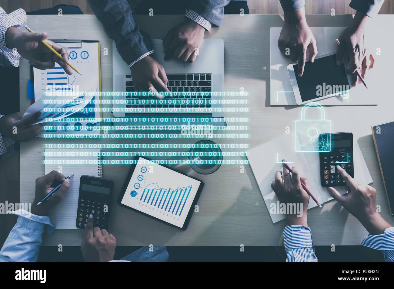 CYBER SECURITY Business Technology Firewall sicuro di avviso Antivirus Sicurezza Protezione e Cyber Security Firewall Foto Stock