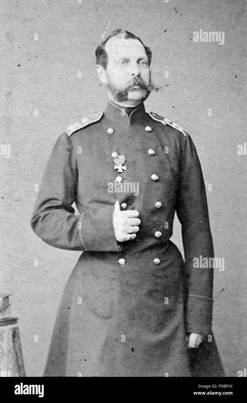 N/A. Inglese: Descrizione Imperiale Russa Foto di famiglia la sorgente di Rocco Wieler collezione privata, Toronto, Canada data 1860 Autore LEVITSKY Sergei Lvovich (1819-98, Mosca) . Sergei Lvovich Levitsky 81 Alexander II 1860 da Sergei Lvovich Levitsky Foto Stock