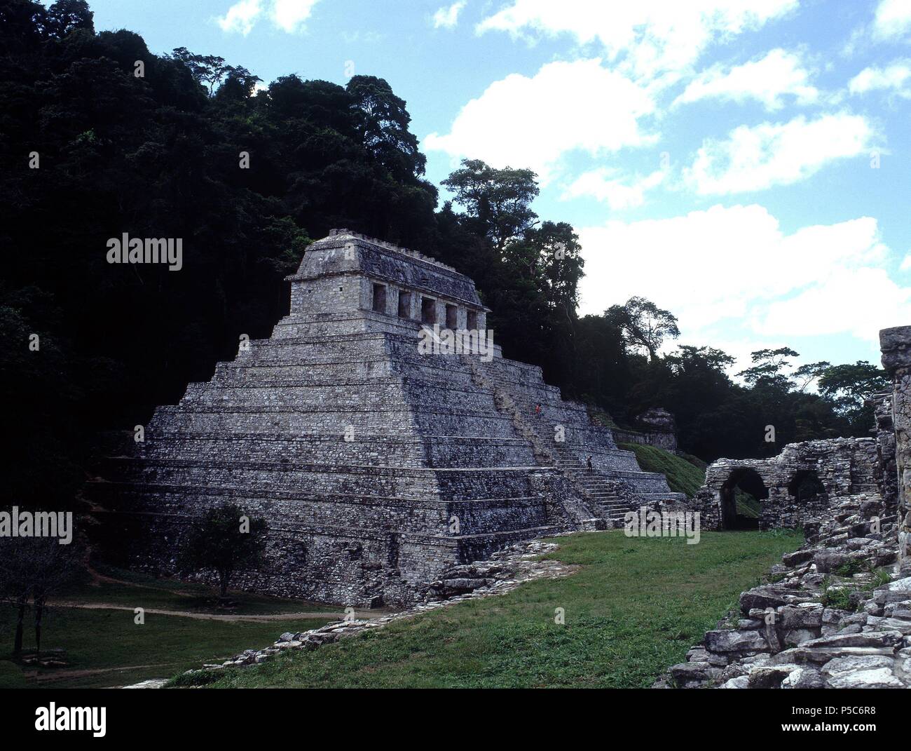 Il TEMPLO DE LAS INSCRIPCIONES. Posizione: Tempio di iscrizioni, PALENQUE, CIUDAD DE MEXICO. Foto Stock