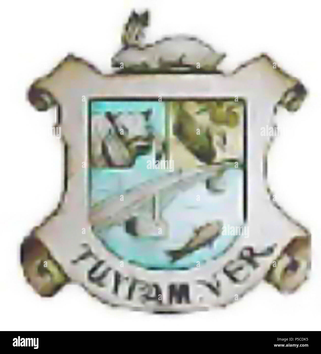 N/A. Español: una fines de 1973 siendo Gobernador Rafael Hernández Ochoa, realizó una ponderosa reunión estatal de presidentes municipales y desde luego invitó al de Túxpan que en esa época lo era Alberto Arango de la huerta, textualmente y le dijo -Presidente Arango, quiero que en esta reunión con los presidentes del estado estén presentes Los Escudos de cada Municipio, por lo cual le pido a Ud. traiga el suyo- Beto quedó aterrado cuando se enteró que no había tal escudo de Tuxpan, pues la reunión iba a ser en breves días; sin embargo recordó un eminente onu artesano radicado en Coatepec, que l Foto Stock