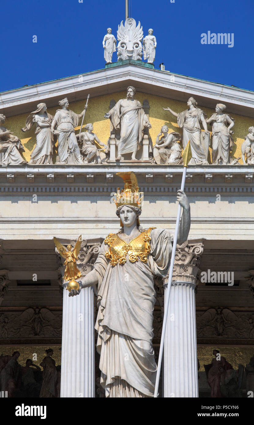 Austria, Vienna, Parlamento, Athena statua, Foto Stock