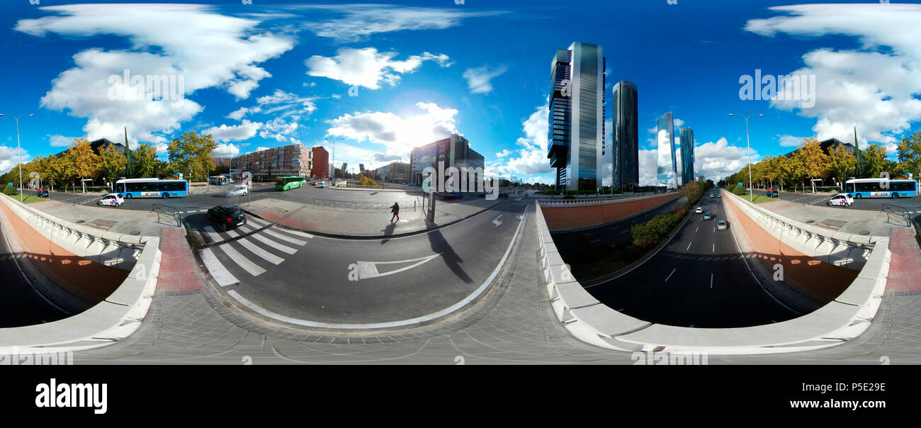 420 x 180 grad Panorama: Cuatro Torres Business Area, Madrid. Foto Stock