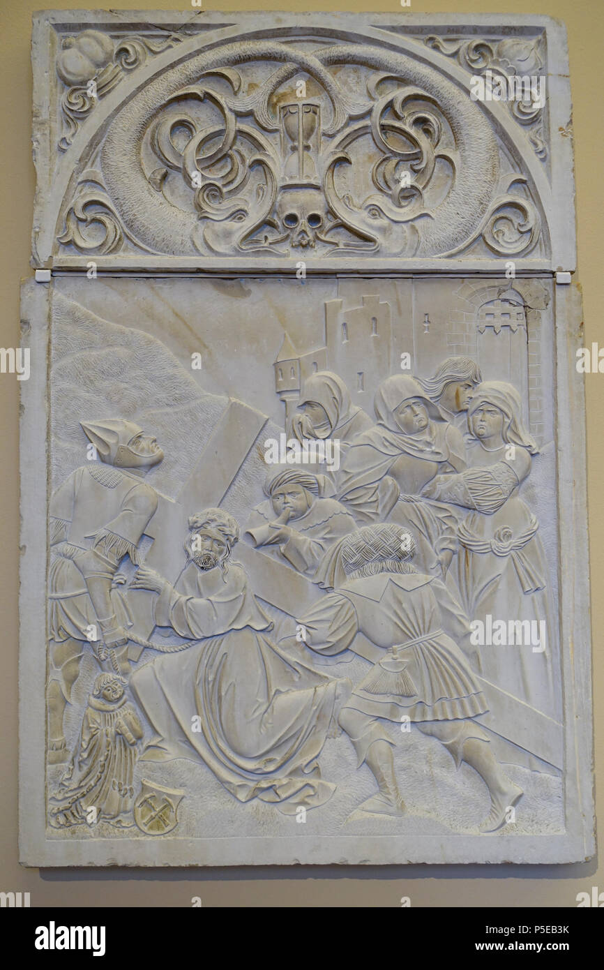 N/A. Inglese: il trasporto della Croce, Norimberga o Passau, c. 1530, Solnhofen pietra, vernice bianca - Bode-Museum, Berlino, Germania. 12 Novembre 2014 08:31:28. Daderot 277 portante della Croce, Norimberga o Passau, c. 1530, Solnhofen pietra, vernice bianca - Bode-Museum- DSC02412 Foto Stock