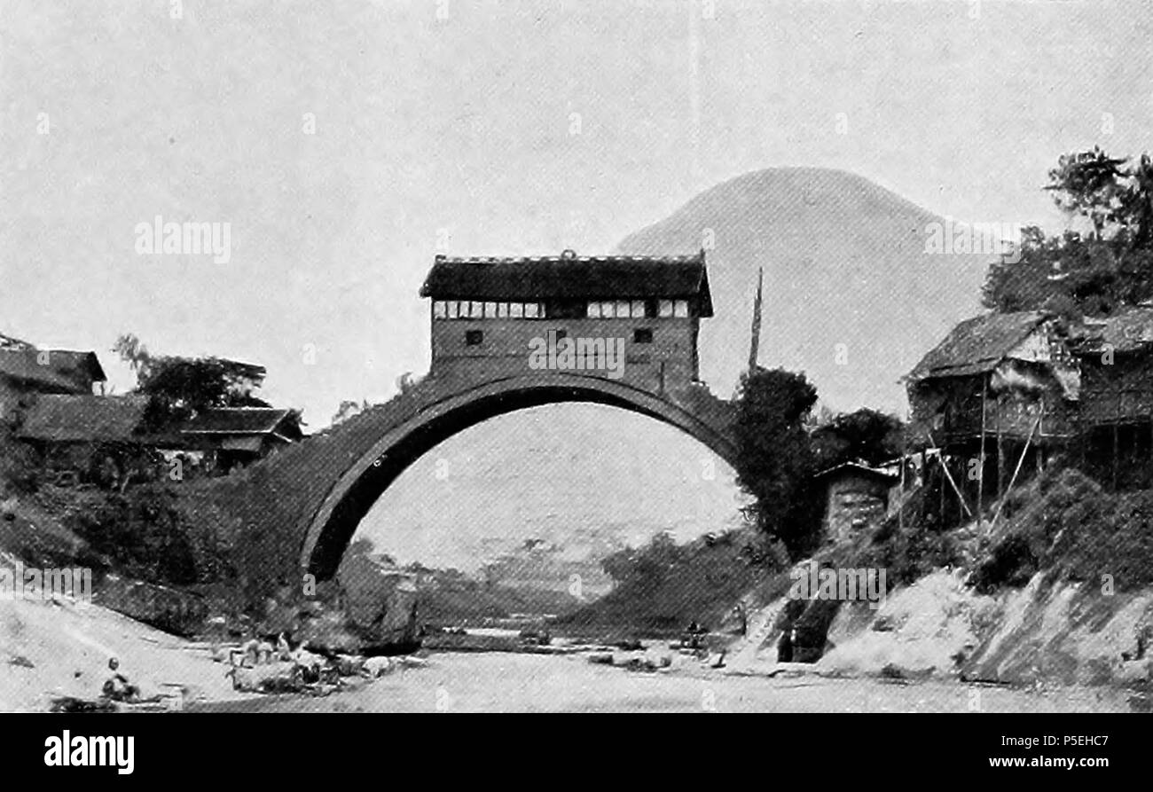 N/A. Inglese: Vedere il link qui sotto. prima del 1900. Isabella Lucy Bird 42 un ponte a Hsien Wan del singolo tipo di arco Foto Stock