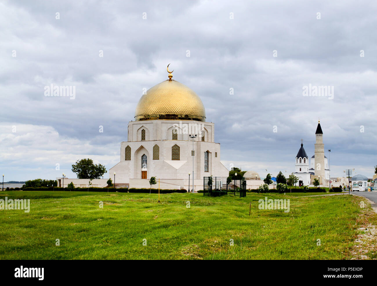 Foto di un bel monumento di accettazione dell Islam in Tatarstan Foto Stock