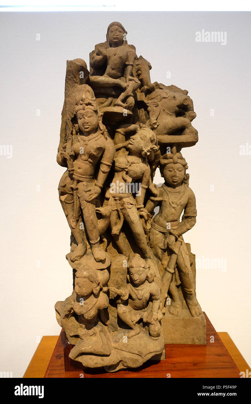 N/A. Inglese: presentano nell'Matsuoka Museum of Art - 5 Chome-12-6 Shirokanedai, Minato, Tokyo 108-0071, Giappone. 19 febbraio 2015, 23:56:21. Daderot 148 guardiani di Dio, India centrale, 10th-11th ANNUNCIO di secolo, in pietra arenaria - Matsuoka Museum of Art - Tokyo, Giappone - DSC07057 Foto Stock